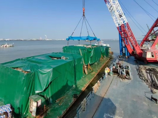 New energy vehicle bulk ship transportation case